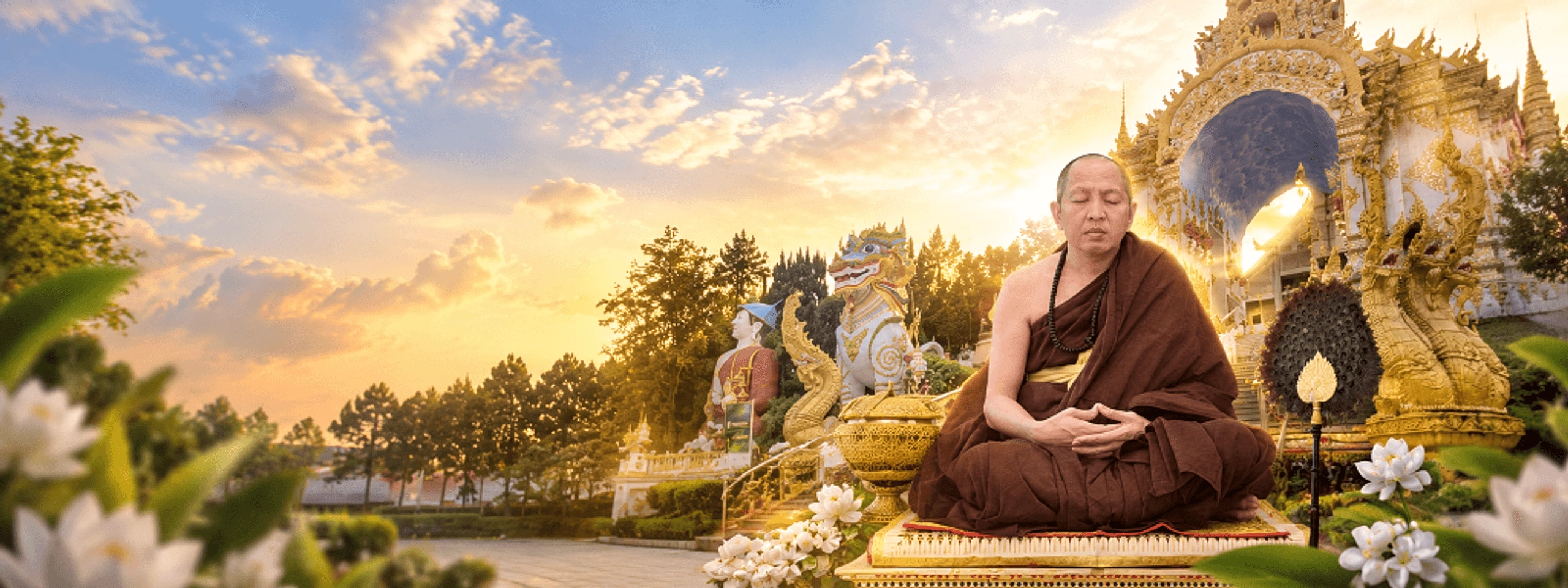 พระครูบาอริยชาติ อริยจิตฺโต และทัศนียภาพวัดแสงแก้วโพธิญาณ